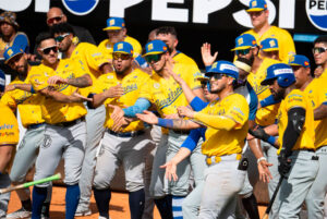 Navegantes del Magallanes logra su cuarto triunfo al hilo y acecha la punta