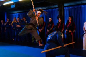 El enorme error que Netflix ha cometido con 'Cobra Kai'. La temporada 6 y final de la serie del universo Karate Kid se hunde de forma alarmante