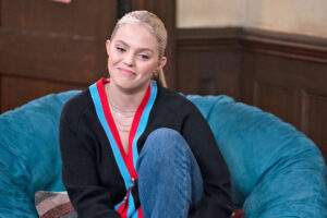 Una de las mejores comedias de Max vuelve con una grandísima ausencia. Esta es la razón por la que Renée Rapp dejó la temporada 3 de la desternillante serie universitaria