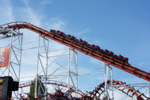 Los expertos no se ponen de acuerdo con cuál es el mejor sitio en las montañas rusas. La respuesta general es: depende
