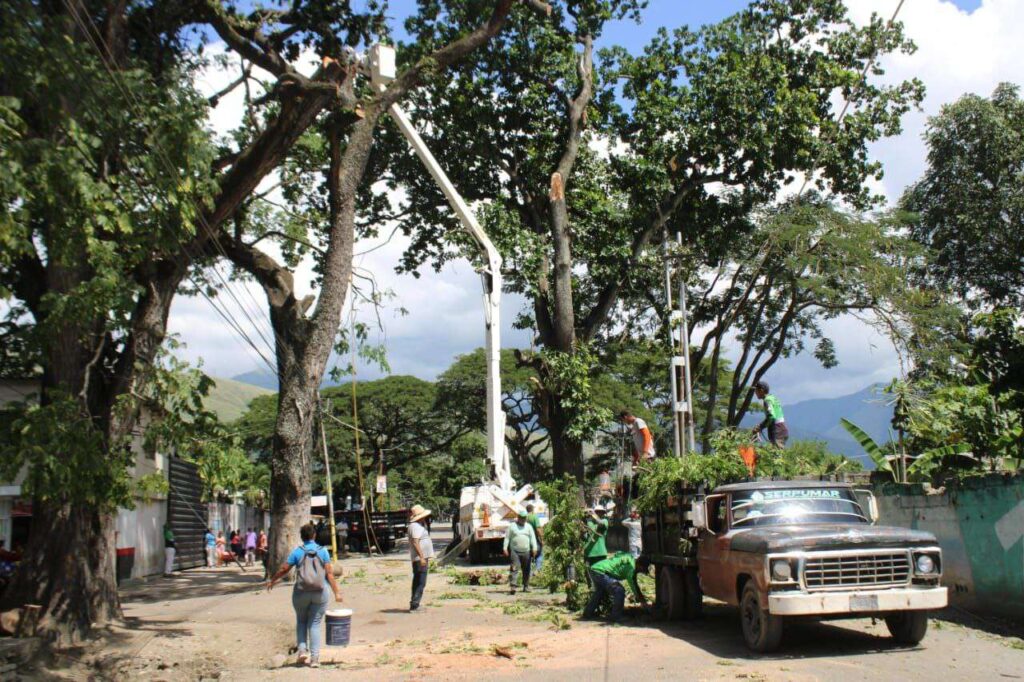 Activan plan de contingencia para atender afectaciones por lluvias en Turmero
