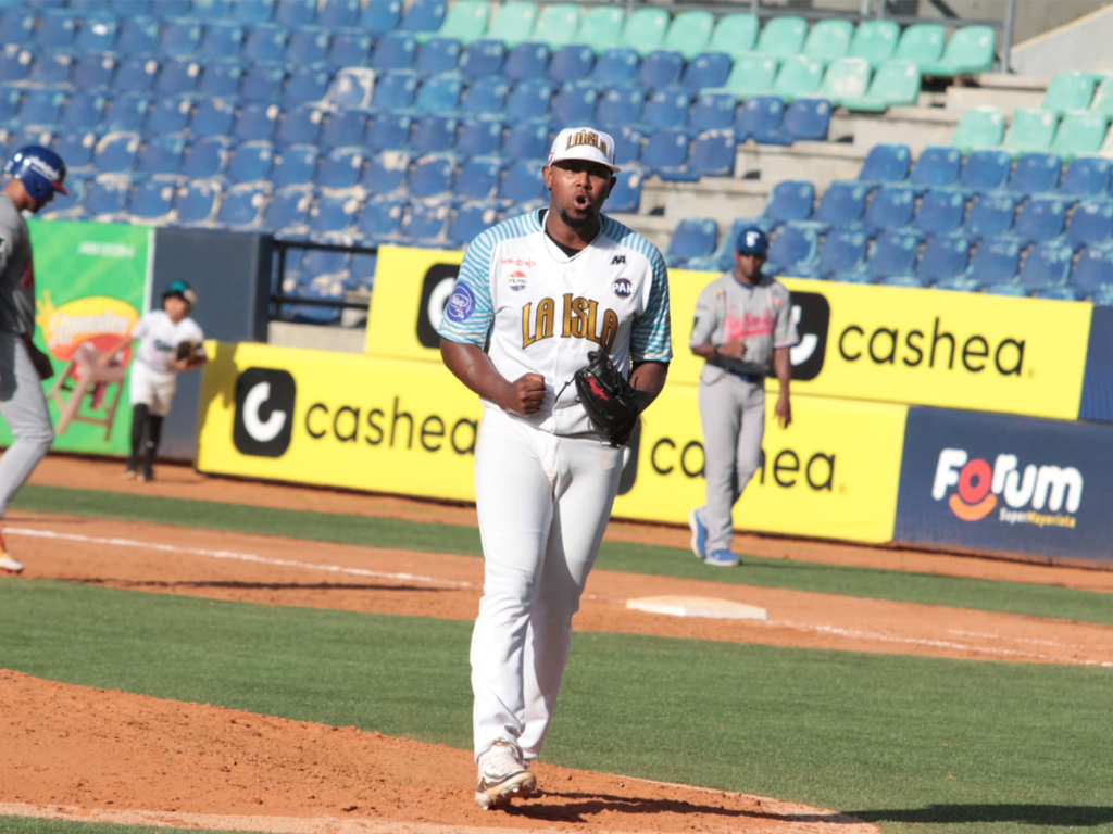 Carlos Navas: "En momentos clave el pitcheo esta ahí"