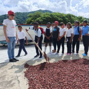 Chamos de Cuyagua se formaron en la Ruta Científica del Cacao
