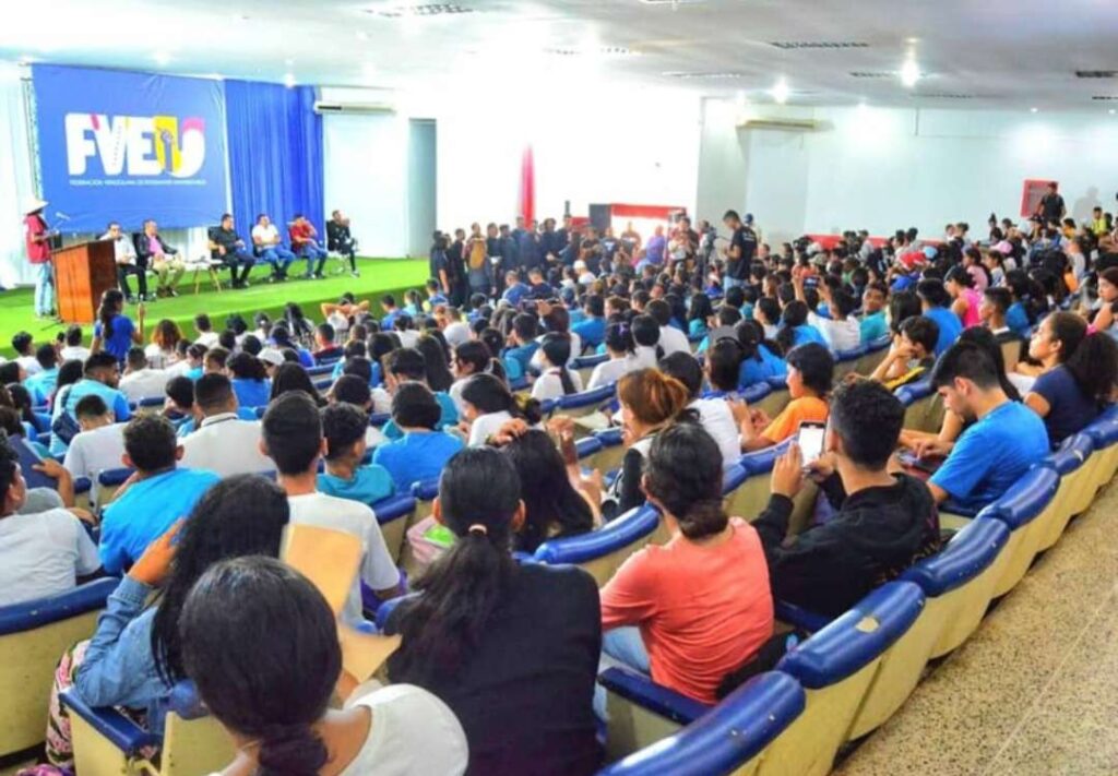 Crearán brigadas para recuperar y fortalecer universidades de Guárico