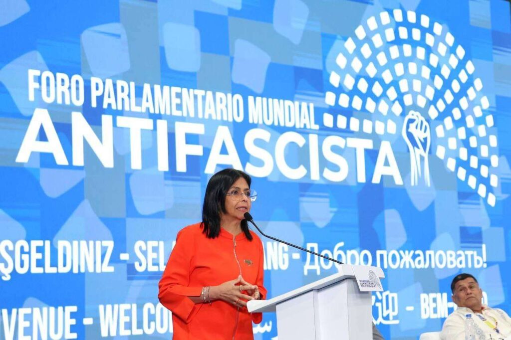 Delcy Rodríguez: Detrás del bloqueo a países hay una política para apoderarse de sus recursos