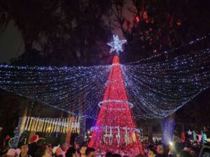 El parque Tibisay en la ciudad de Mérida se vistió de Navidad