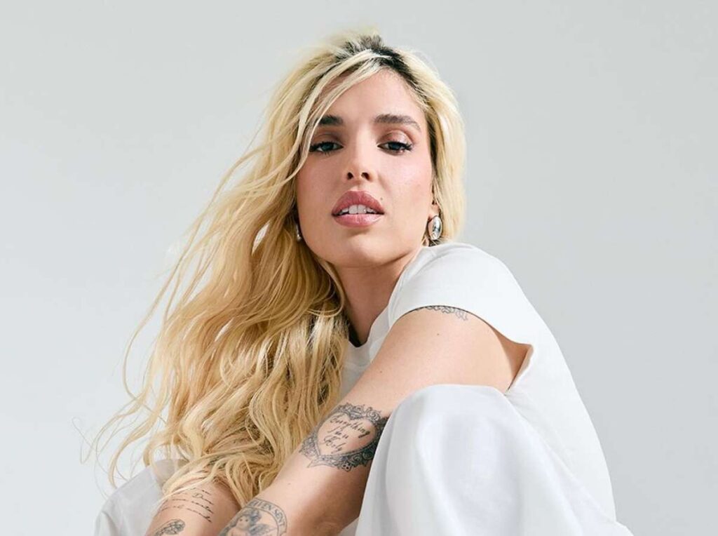 Elena Rose lanzó EP 'En las nubes