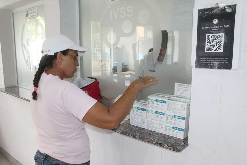 Entregan tratamientos de alto costo a 180 pacientes Barinas