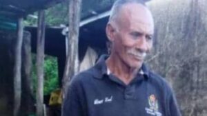 Salió de su casa tras escuchar unas explosiones y terminó pisando unas guayas del tendido eléctrico