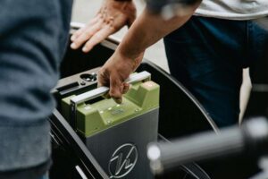 Huawei patenta baterías de estado sólido para superar a las de litio