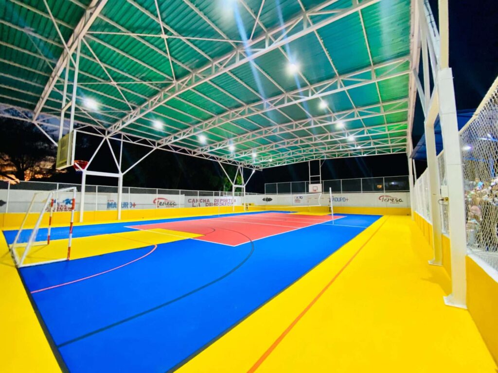 Implementan Plan "Una Cancha, Una Esperanza" en Carabobo  