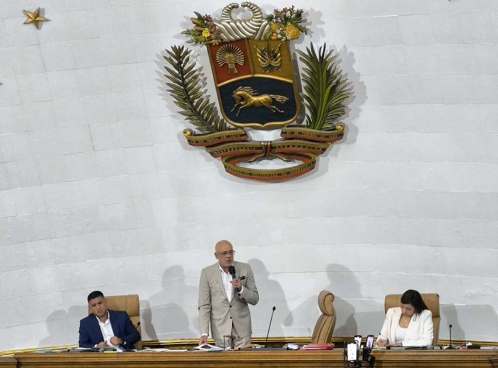 Jorge Rodríguez: Sólo un 4,8 por ciento votó en las elecciones de la UCV