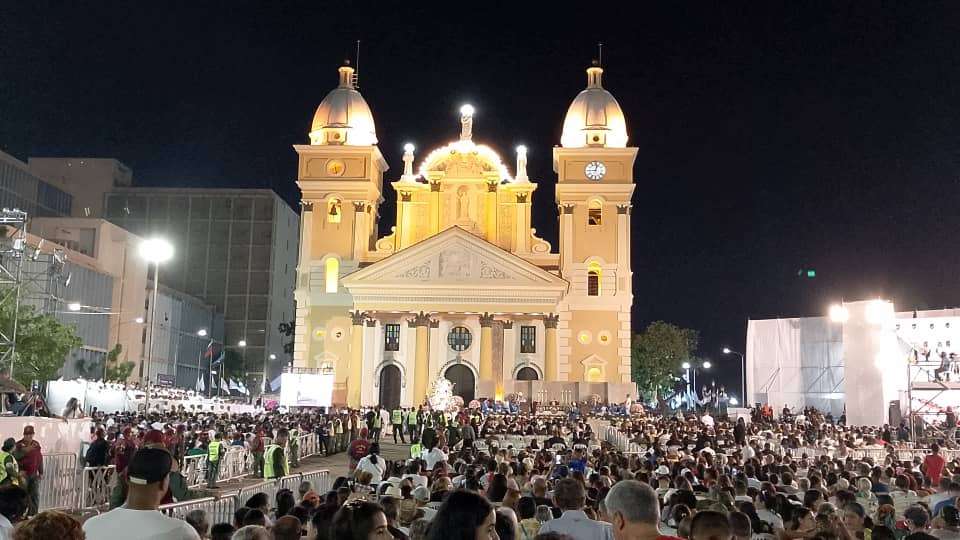 Los zulianos rindieron homenaje de fe a su Chinita