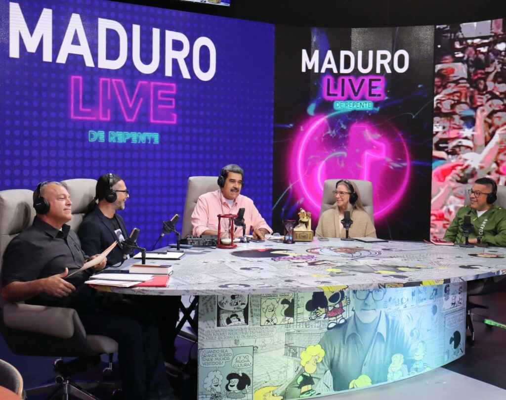 Maduro pide a la Asamblea trabaje en la regulación de las redes sociales