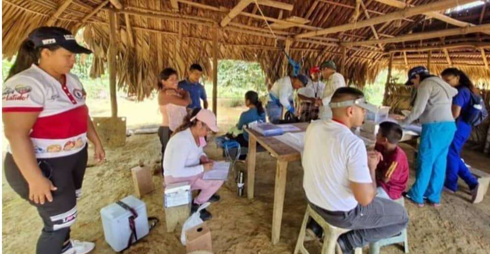 Más de 300 indígenas atendidos con jornadas de salud en Amazonas