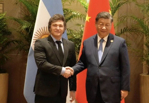 Xi Jinping y Milei acuerdan ampliar las relaciones comerciales y planean visitas oficiales