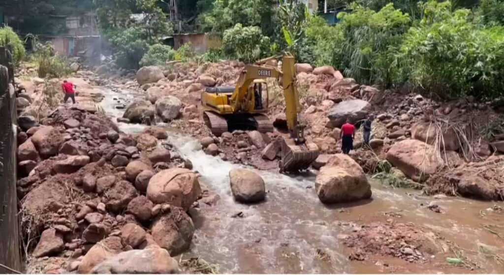Monitorean afluentes hídricos en San Cristóbal