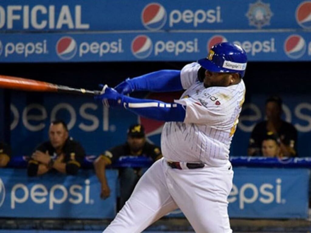 Pablo Sandoval jugará con el Magallanes