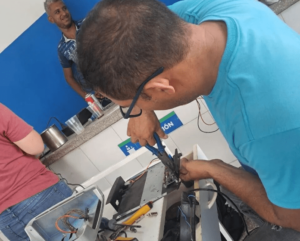 Plan Cayapa Heroica reparó equipos médicos en Universidad Politécnica Territorial de Valencia