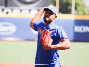 Ricardo Pinto abrirá ante México en el Premier12