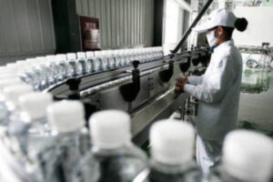 el 50% de los envases que se exhiben en los anaqueles de Venezuela no son realizados en el país