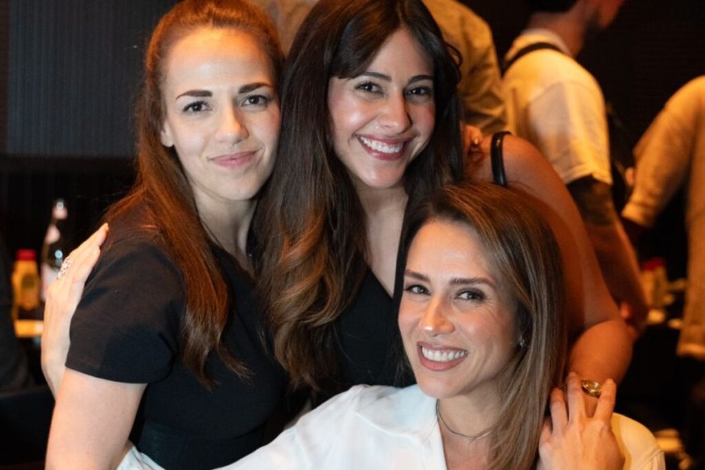 Erika de La Vega y los mejores comediantes de Miami celebraron el aniversario de Chiste Interno