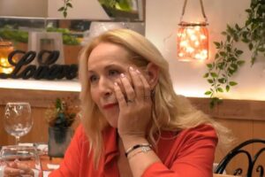 'First Dates', una soltera de Cijuela se queda estupefacta cuando su cita llega con un maniquí. "La conocí al lado de un contenedor"