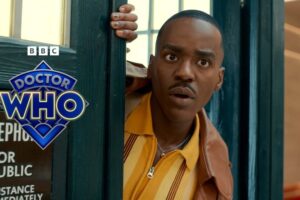 La protagonista de 'Los Bridgerton' se sube a la TARDIS por Navidad. Disney plus desvela el tráiler del nuevo especial de 'Doctor Who'