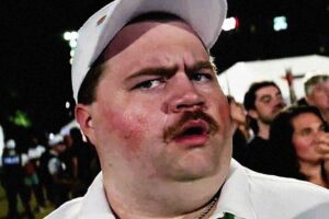 "No es un desprecio, es la realidad". Paul Walter Hauser puntúa con 3'5 estrellas en Letterboxd a 'Richard Jewell', su película con Clint Eastwood