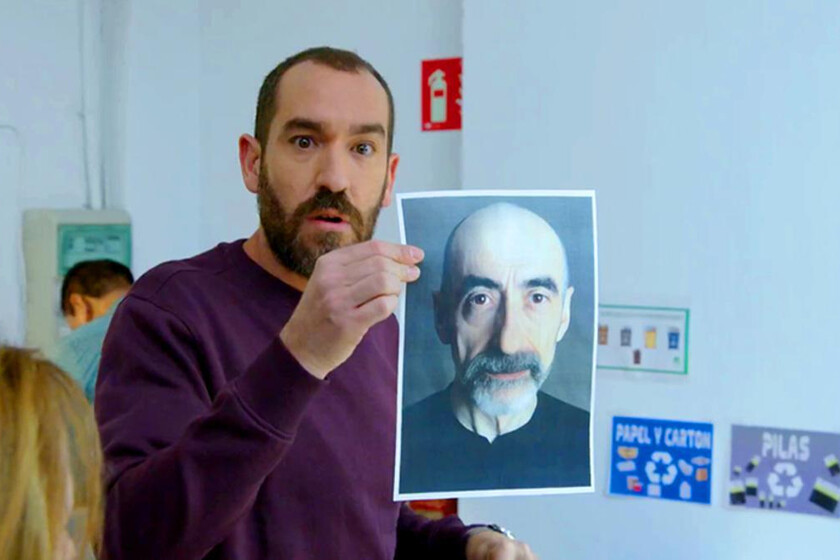 'Medina: el estafador de famosos' (2024), crítica | Podría ser una gran sección de 'La Revuelta', pero Jorge Ponce va mucho más allá deconstruyendo su propio estilo de comedia en Prime Video