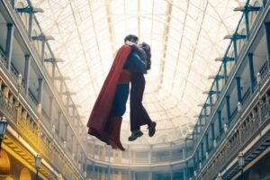 La kriptonita del 'Superman' de James Gunn es haber rescatado a John Williams, un enfoque nostálgico que ya salió mal una vez