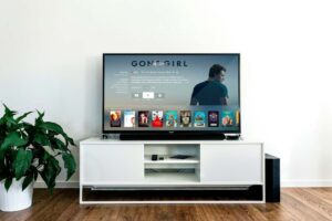 Si la Navidad ha traído una nueva tele a casa, esto es lo primero que tienes que hacer para ver películas de la mejor manera posible