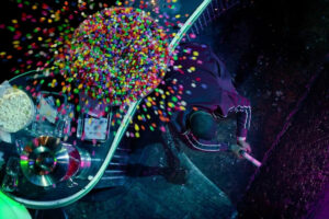 Hoy en streaming, una de las películas de acción más descomunales del año que lleva a un nuevo nivel las escenas de tiroteos