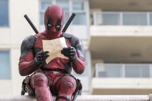 El director de 'Deadpool' desvela decepcionado cuánto dinero ganó por hacer la película. "¡Habrías hecho más en un episodio de 'The Walking Dead'!"