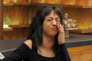 'First Dates', una soltera de Madrid pone cara de morder un limón por el aspecto de su cita. "Le he visto entrar y he dicho: No, por favor"