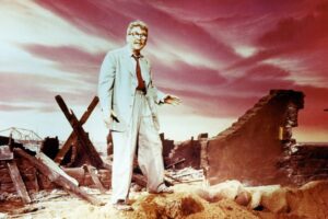 65 años de la mejor serie de ciencia ficción de la historia. Muchos se han inspirado en ella pero nadie ha superado esta obra maestra de la televisión