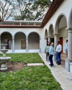 Avanza rehabilitación de la casona de López Contreras