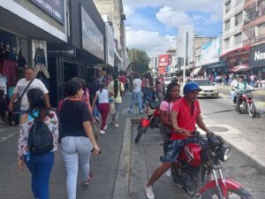 Barquisimetanos estrenan ordenamiento vial - Últimas Noticias