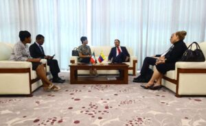 Canciller coordina en Guinea Ecuatorial trabajos de la II Comisión Mixta