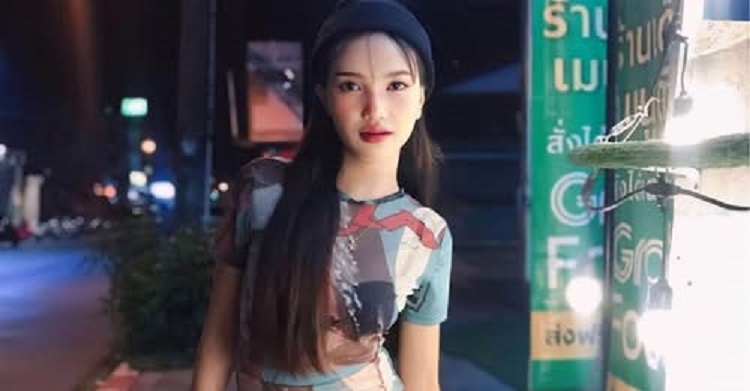 A una cantante famosa le dolía el hombro y fue a realizarse unos masajes: Todo terminó en tragedia