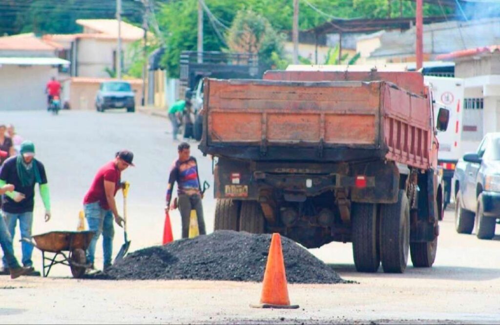 Colocarán 1.400 toneladas de asfalto en calles de Zaraza