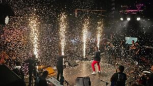 "Vamos a darle la bienvenida al 2025 celebrando la paz"