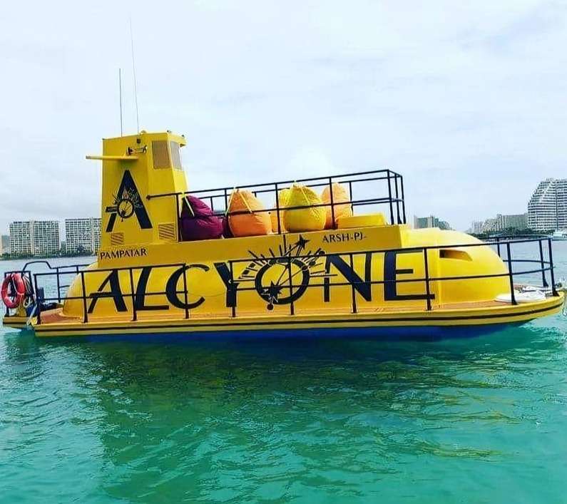 El Alcyone lo lleva a conocerlas profundidades del mar de oriente