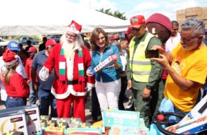 Entregan 450 mil juguetes en Barinas 