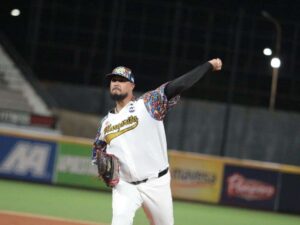 Félix Doubront cumplió a cabalidad su plan contra los navieros