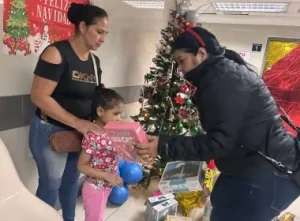 Fundación Misión Barrio Adentro lleva alegría al hospital Vargas de Caracas