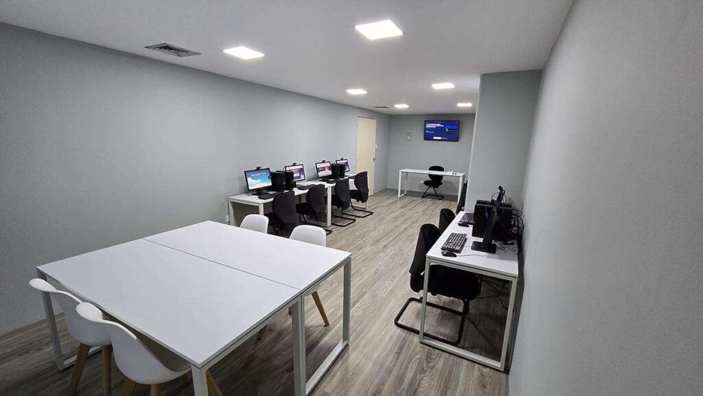 Fundación Telefónica Movistar inaugura Sala Digital en la Escuela de Formación de la Asociación Venezolana de Educación Católica