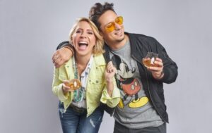 Alex Goncalves y Jean Mary se reencuentran en Miami para un show en vivo de “Nos Reiremos de Esto”