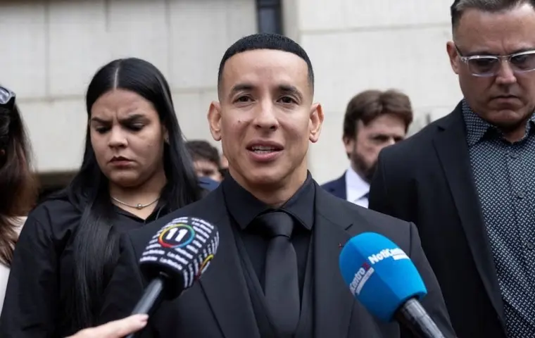 Daddy Yankee retoma el control de sus empresas tras un acuerdo mutuo con su esposa