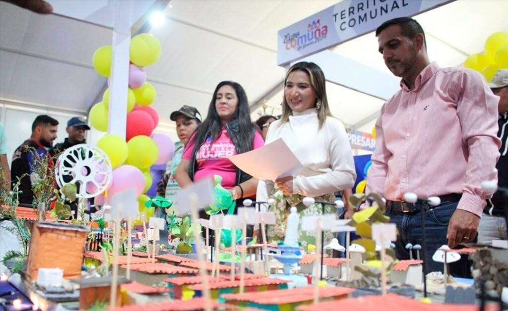 La Guaira se compromete a fortalecer el Estado Comunal